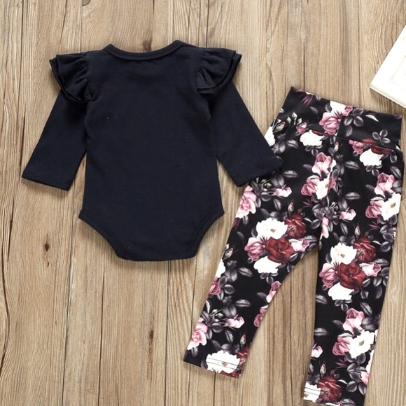 Other - Infant Girls Floral 2-piece set